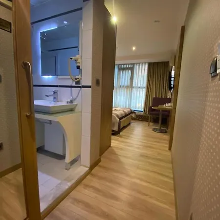 Prens Istanbul